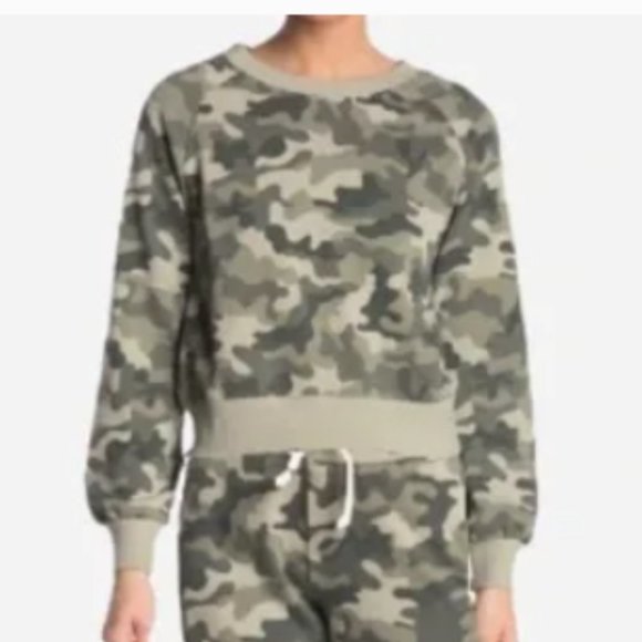 Alternative Apparel Camo Sweatshirt Size Small - Picture 3 of 7